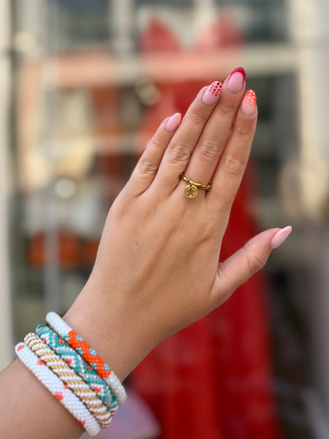Bague Anneau Doré – Pendentif Médaillon Étoile