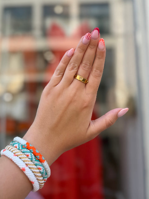 Bague Anneau Doré Ciselé – Cœur Strass