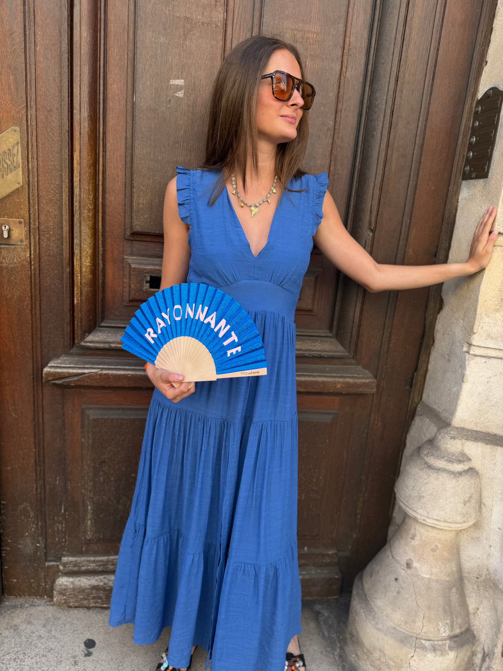 Robe Longue Bleue Fluide à Volants