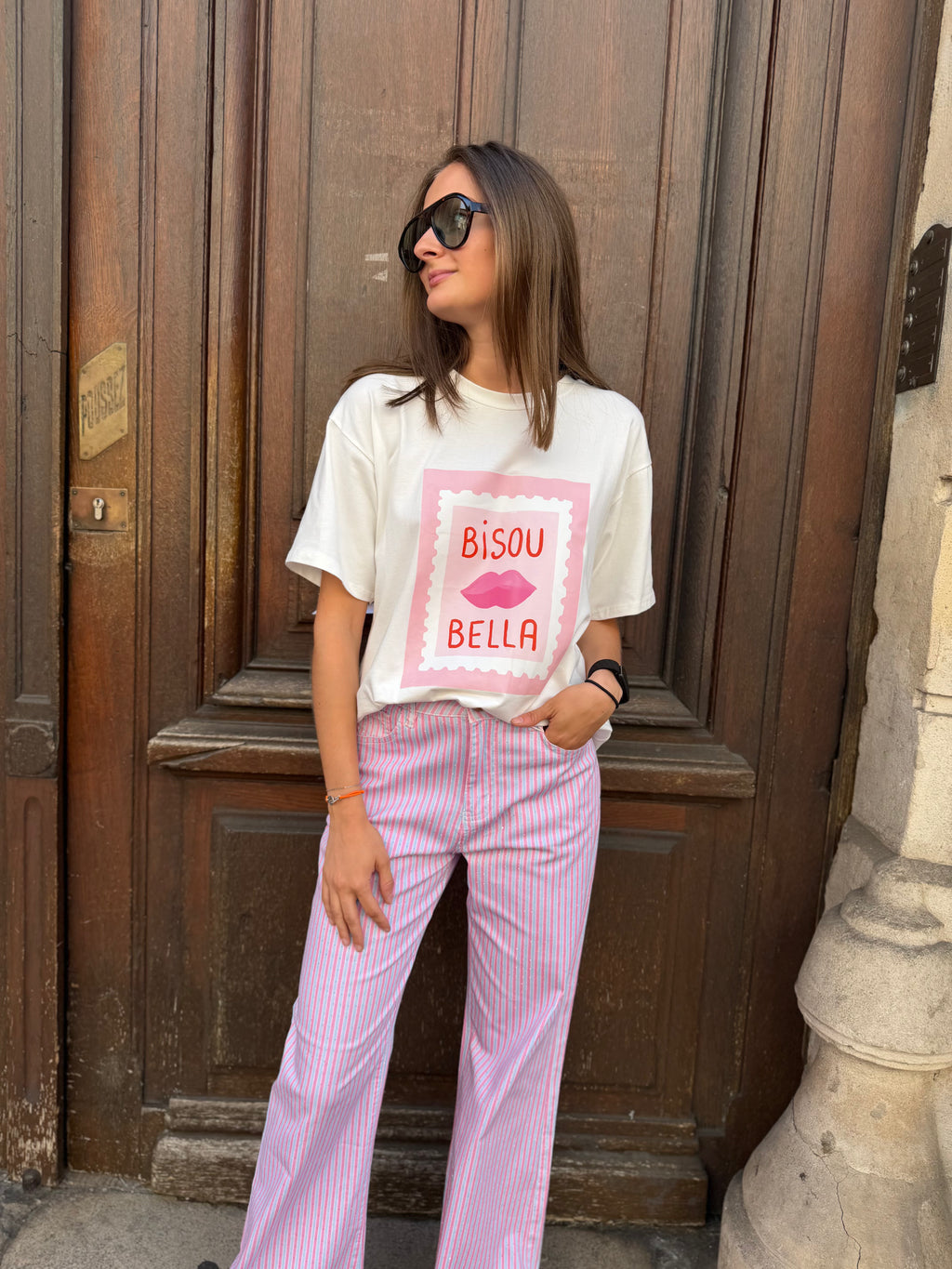 T-Shirt Oversize Écru "Bisou Bella"
