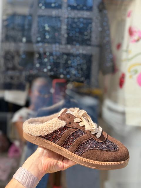 Baskets Mules Anna Marron