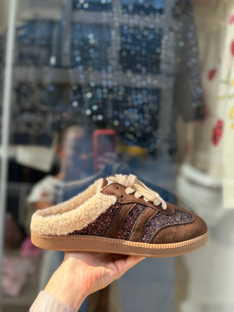 Baskets Mules Anna Marron